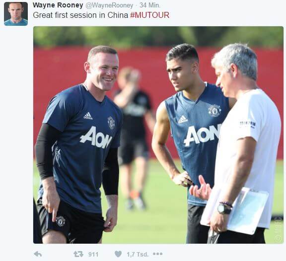 twitter-manchester-rooney-china