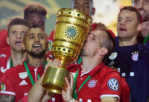 DFB-Pokal Sieger 2016 Bayern - TOBIAS SCHWARZ / AFP / picturedesk.com - 20160521_PD12715 (RM)