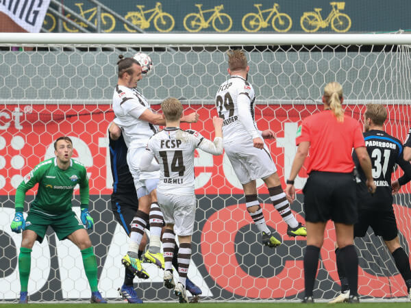 St. Pauli - HSV Tipp (© Friso Gentsch / dpa / picturedesk.com)