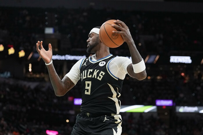 Bucks Hawks Tipp