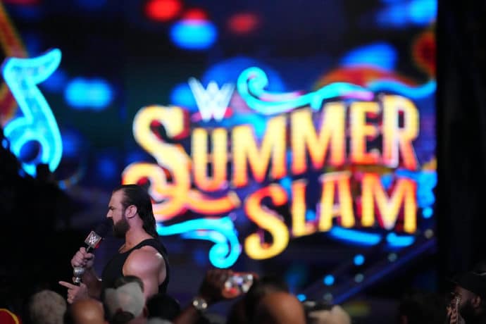 wwe summerslam 2023 übertragung uhrzeit match card