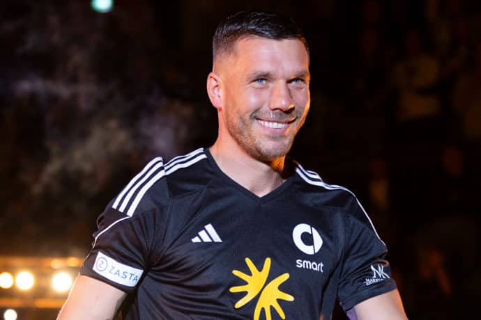 lukas podolski frau kinder vermögen