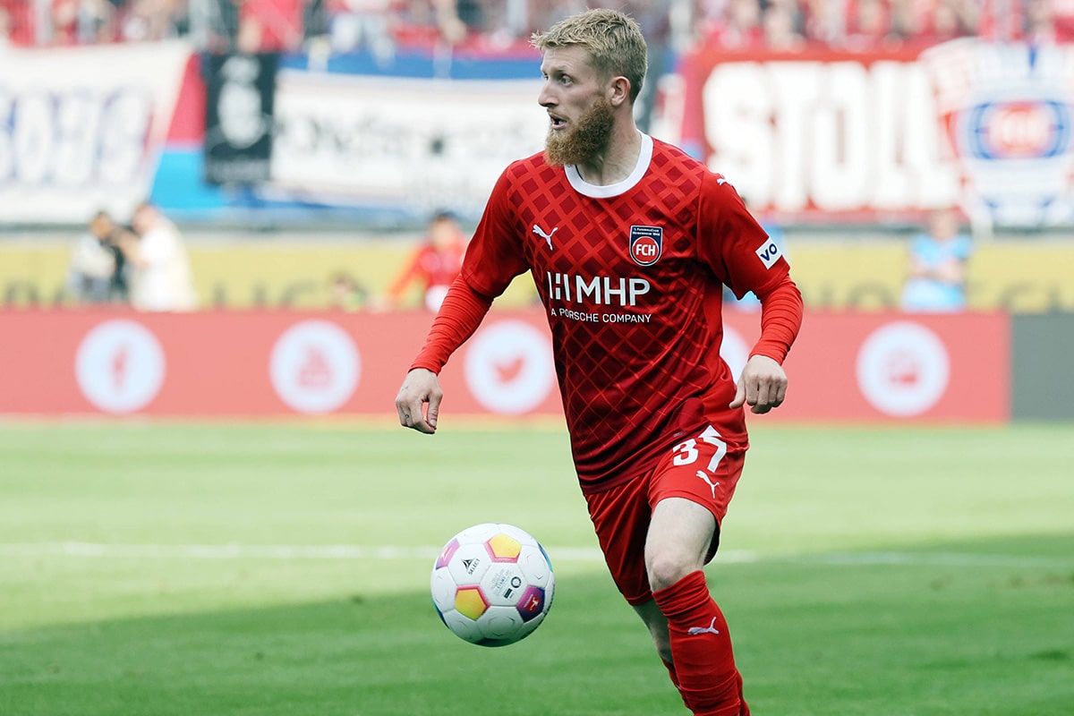 JanNiklas Beste Freundin, Gehalt, Bart, Herkunft & BVBZeit