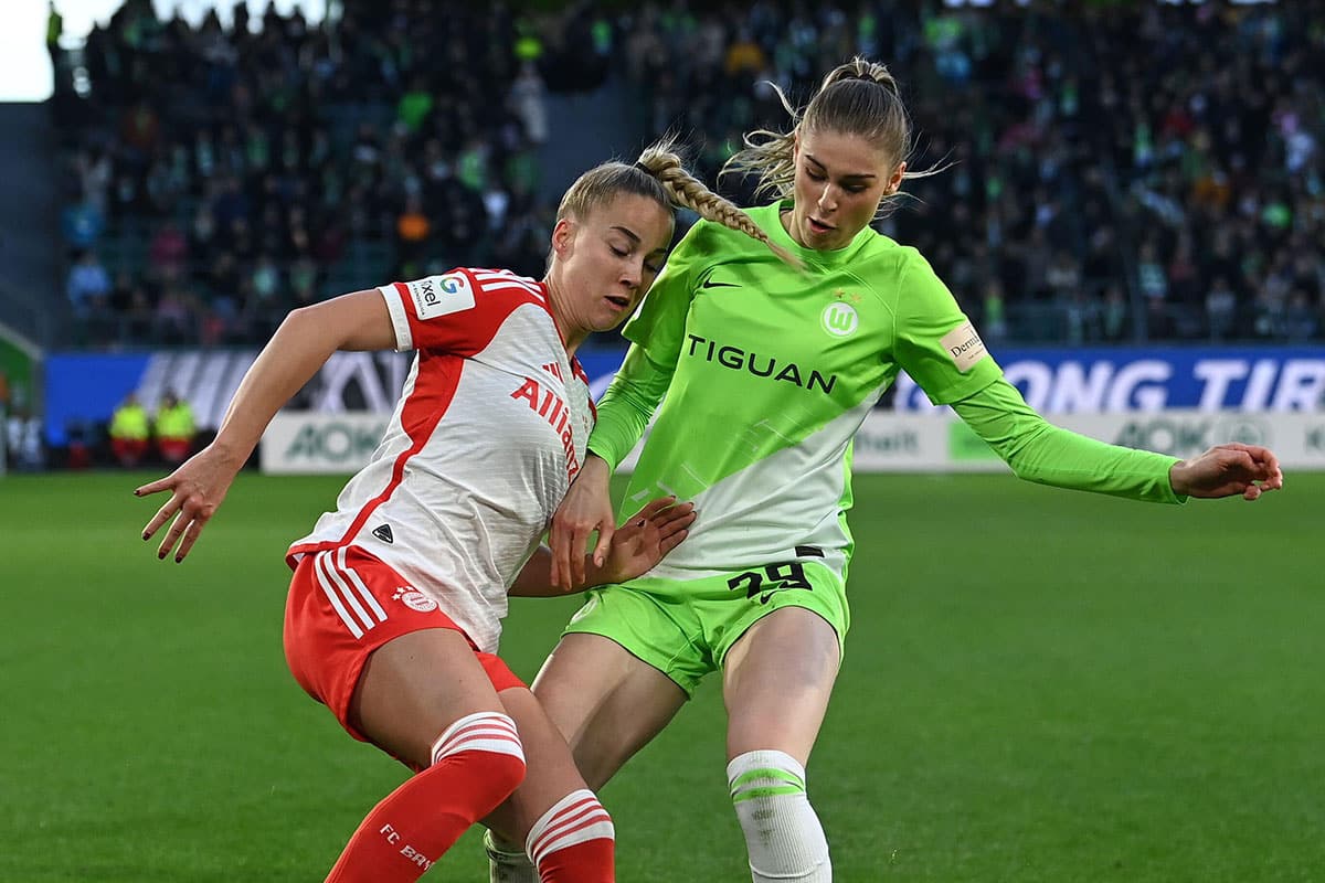 Giulia Gwinn vs. Jule Brand / Bayern Wolfsburg Damen Tipp (© dpa picture alliance / Alamy Stock Photo)