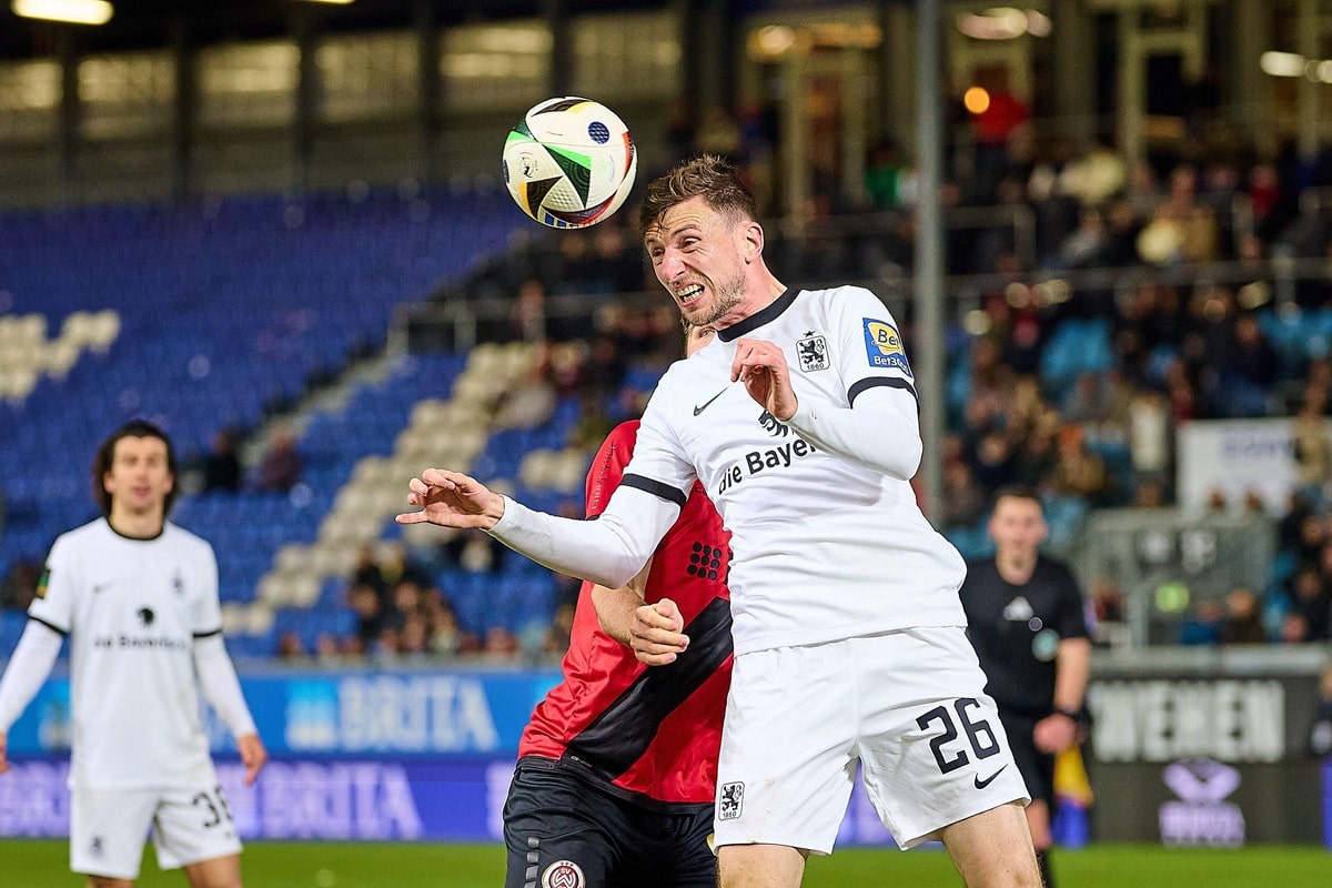1860 München Unterhaching Tipp Bild zeigt Philipp Maier © dpa picture alliance / Alamy Stock Photo