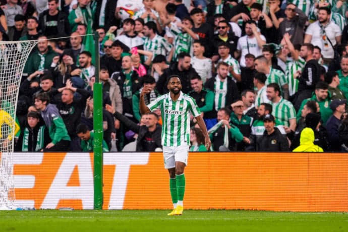 Guimaraes Betis Sevilla Tipp Bild zeigt Cedric Bakambu © Associated Press / Alamy Stock Photo