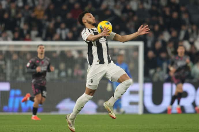 Juventus Genua Tipp Bild zeigt Lloyd Kelly © Nderim Kaceli / Alamy Stock Photo