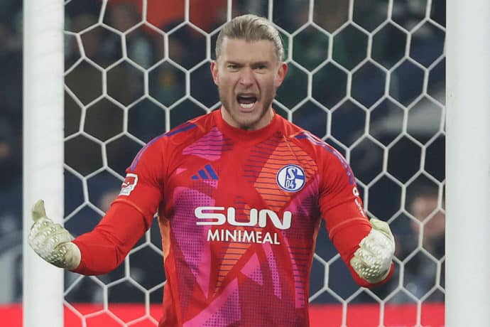 Loris Karius Freundin Gehalt