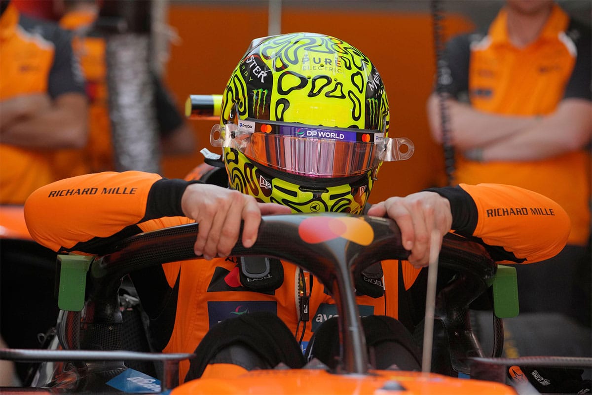 Bild zeigt McLaren-Fahrer Lando Norris / China GP Wetten © Associated Press / Alamy Stock Photo