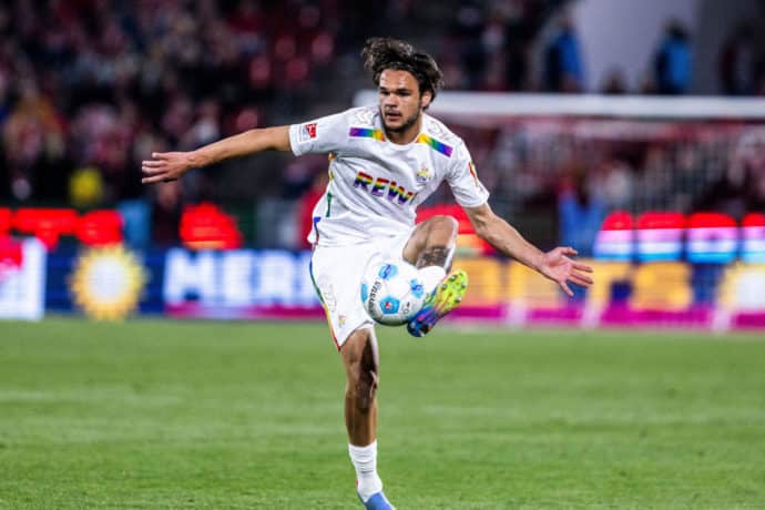 2. Liga heute 30. Spieltag Bild zeigt Max Finkgräfe vom 1. FC Köln © Mika Volkmann / Alamy Stock Photo