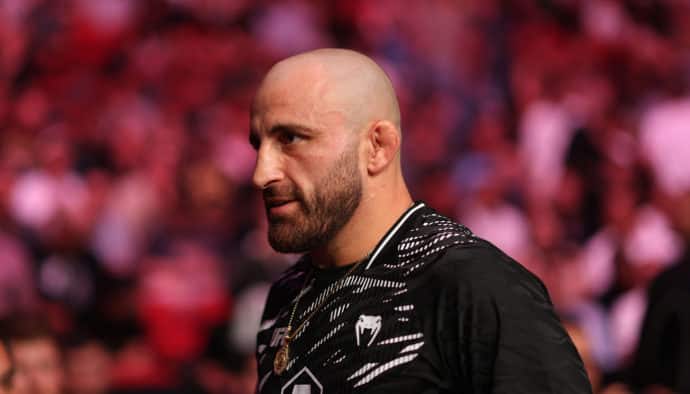UFC 314 Übertragung Uhrzeit Fight Card Wettquoten