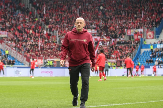 Kaiserslautern Darmstadt Tipp Bild zeigt Torsten Lieberknecht © dpa picture alliance / Alamy Stock Photo