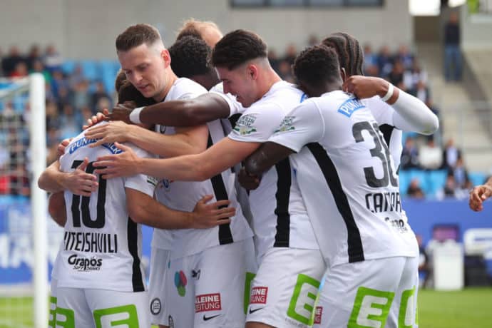 Sturm Graz Wolfsberg Tipp Bild zeigt jubelnde Grazer Spieler © APA-PictureDesk / Alamy Stock Photo