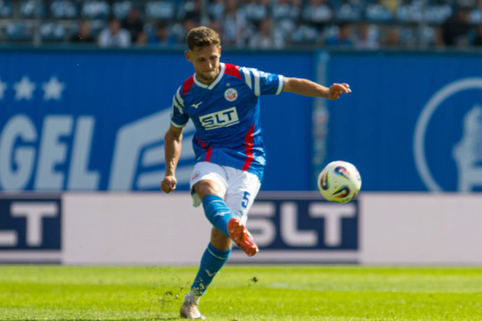 Aue Rostock Tipp Bild zeigt MArco Schuster © dpa picture alliance