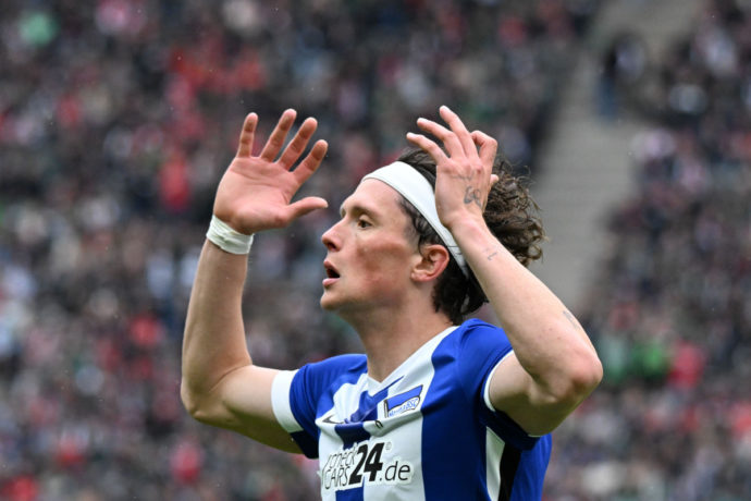 Schalke Hertha Tipp Bild zeigt Fabian Reese © dpa picture alliance