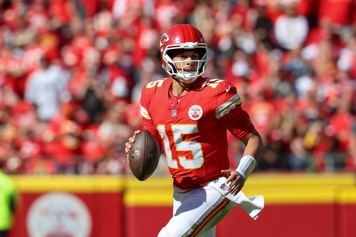 Bild zeigt Patrick Mahomes / Chiefs Commanders Prognose und Tipp (© Cal Sport Media / Alamy Live News) Chiefs Commanders Tipp