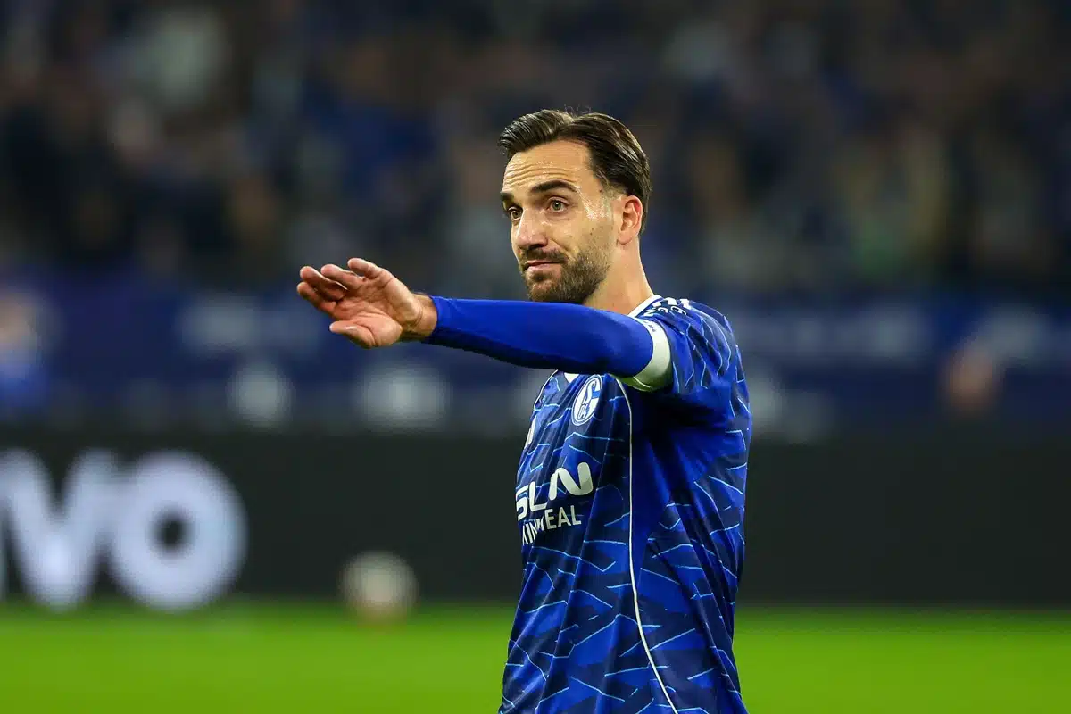 Bild zeigt Kenan Karaman / Darmstadt Schalke Prognose (© dpa picture alliance / Alamy Live News) Darmstadt Schalke Tipp