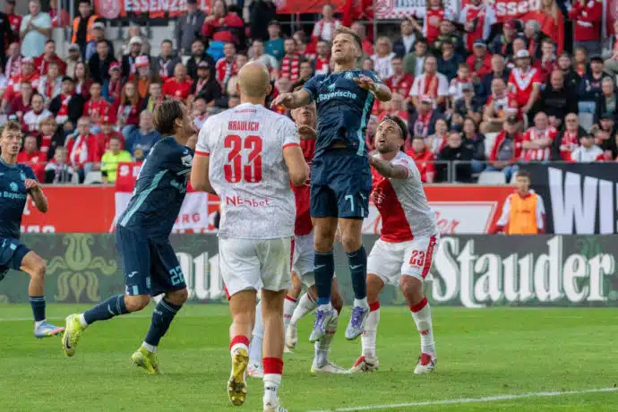 3. Liga Tipps heute Spieltag 20 / Bild zeigt Florian Niederlechner (© dpa/Alamy Live News) 3. Liga heute 20. Spieltag