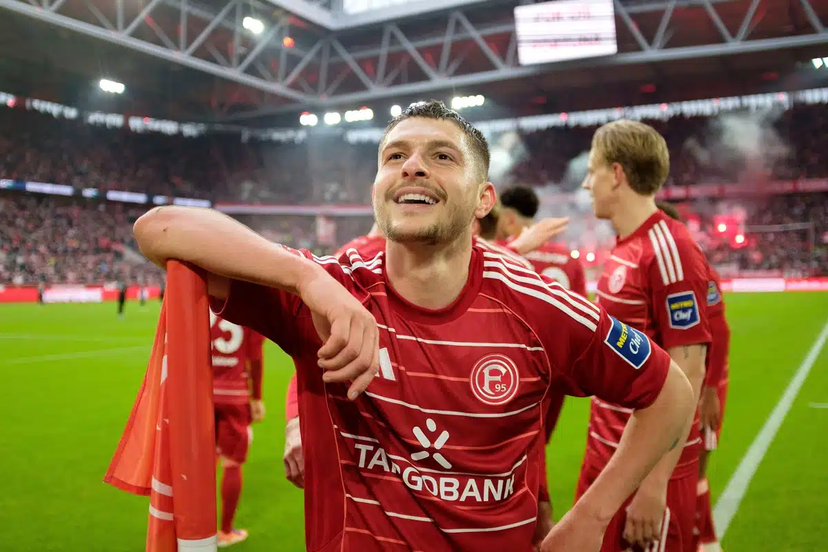 Florent Muslija / Düsseldorf Bielefeld Prognose (© dpa picture alliance / Alamy Live News) Düsseldorf Bielefeld Tipp