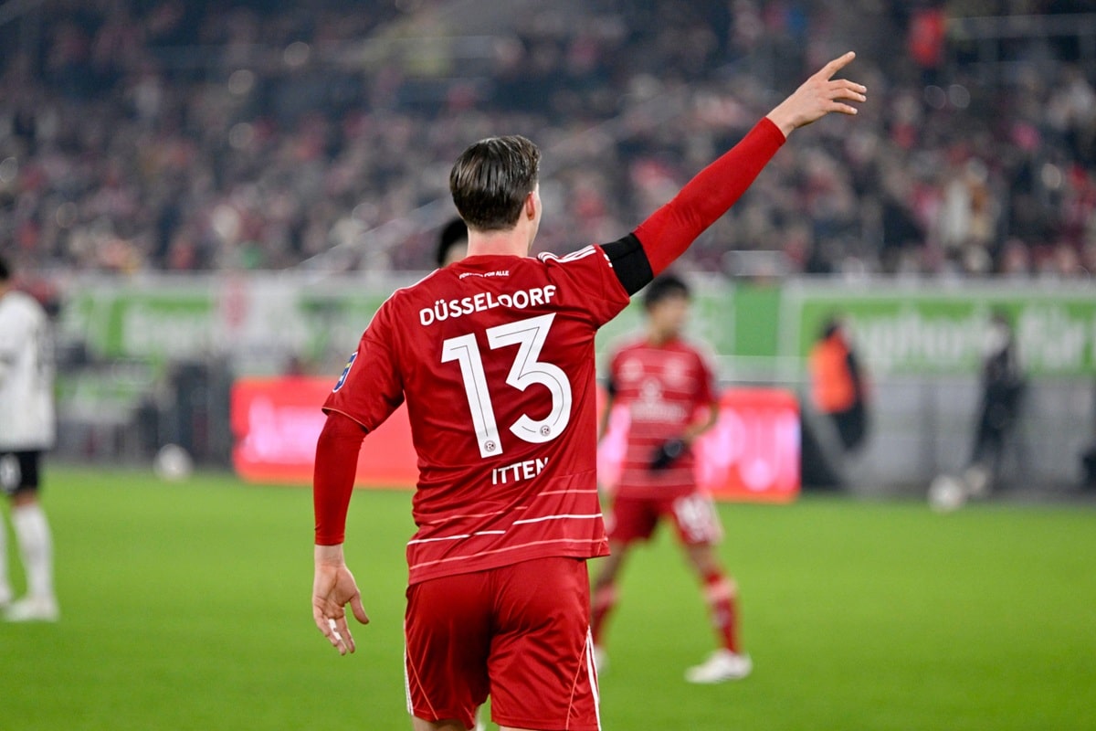 Cedric Itten / Darmstadt Düsseldorf Prognose (© speedpix / Alamy Stock Photo) Darmstadt Düsseldorf Tipp