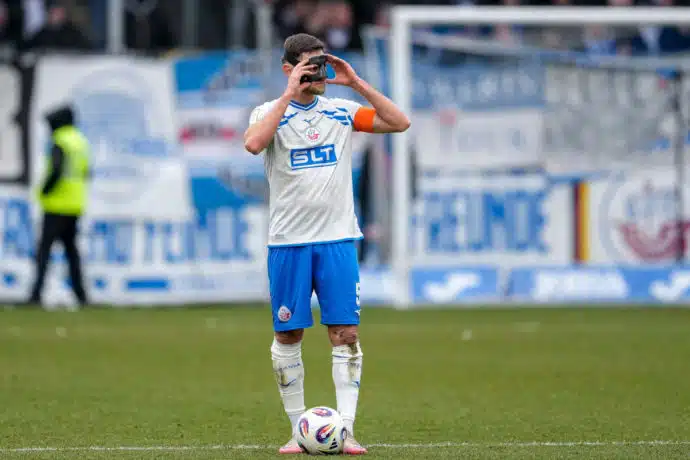 3. Liga Tipps heute Spieltag 24 / Bild zeigt Marco Schuster von Hansa Rostock (© dpa picture alliance) 3. Liga heute 24. Spieltag