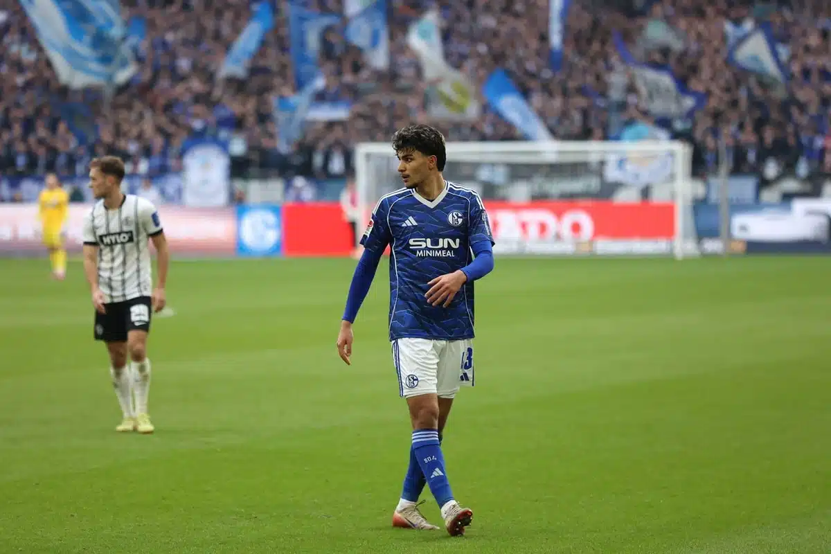 Mertcan Ayhan / Elversberg Schalke Prognose (© dpa picture alliance / Alamy Stock Photo) Elversberg Schalke Tipp