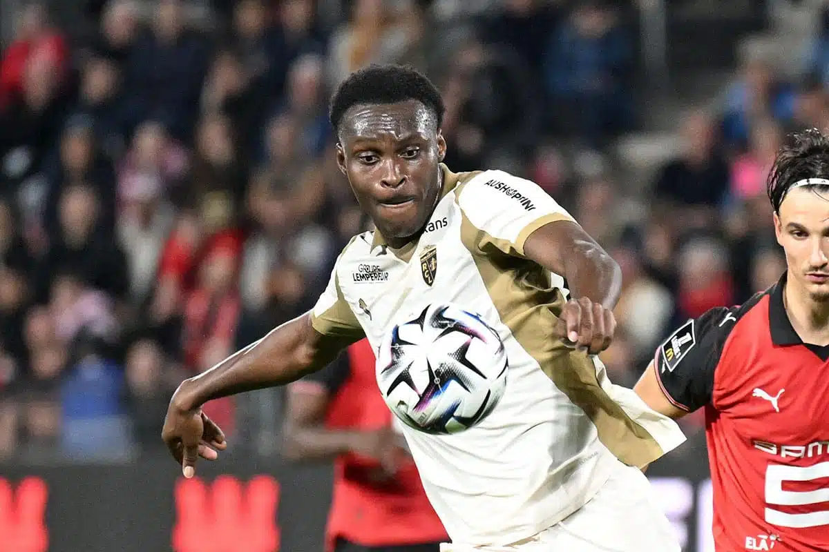 Samson Baidoo / Lens Nizza Prognose (© Icon Sport / Alamy Live News) Lens Nizza Tipp
