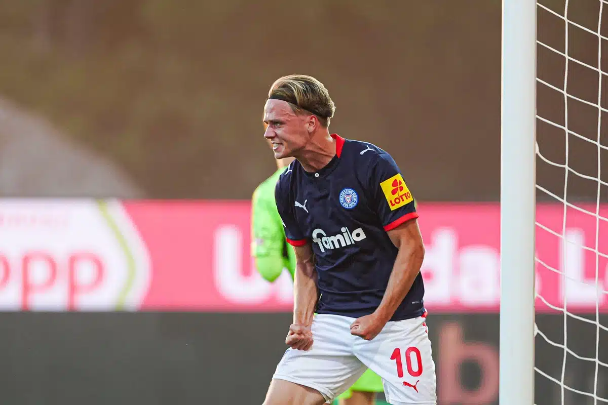 Jonas Therkelsen / 1860 München Kiel Prognose (© dpa picture alliance / Alamy Stock Photo) 1860 München Kiel Tipp
