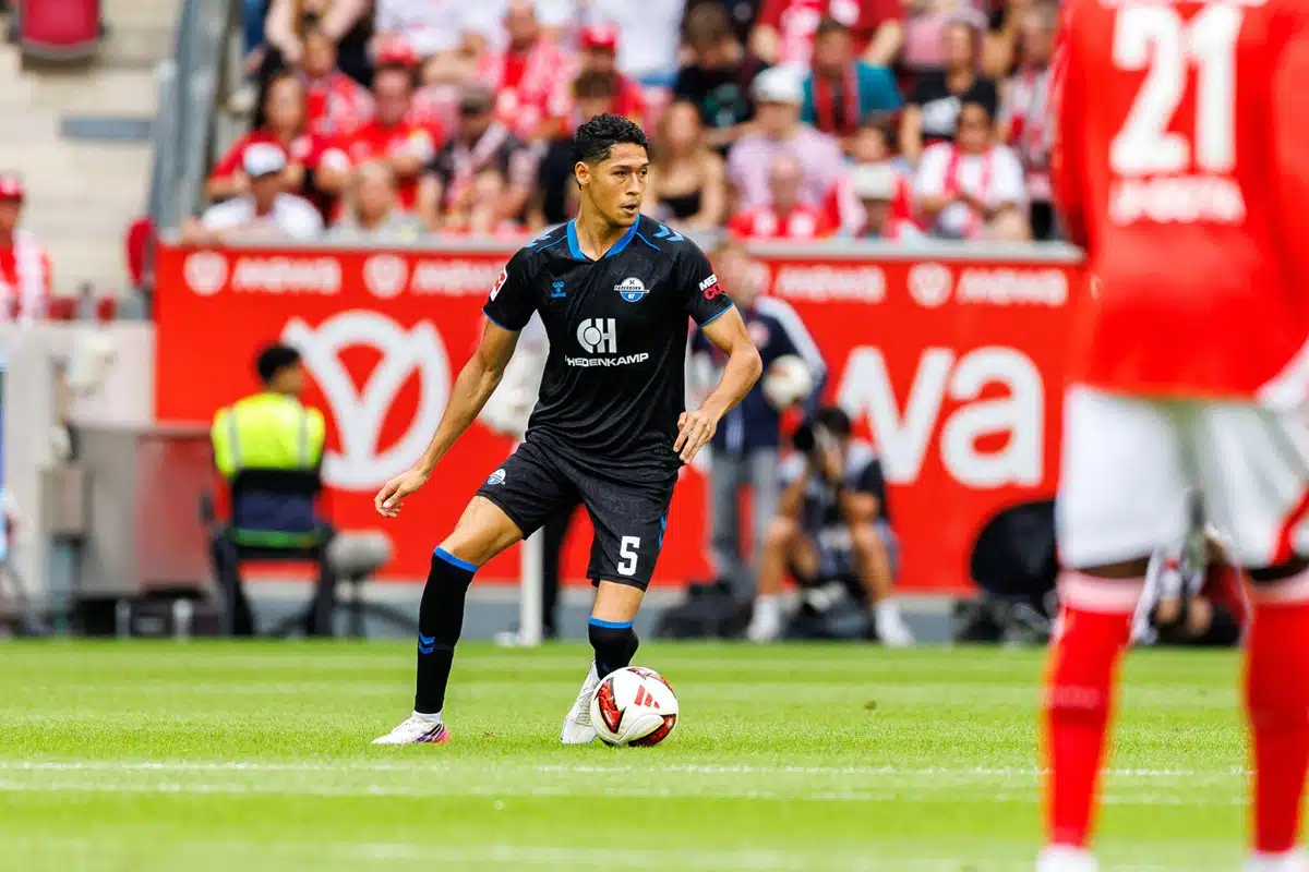 Santiago Castaneda / Paderborn Freiburg Prognose (© BEAUTIFUL SPORTS Pressphoto Agency / Alamy Stock Photo) Paderborn Freiburg Tipp