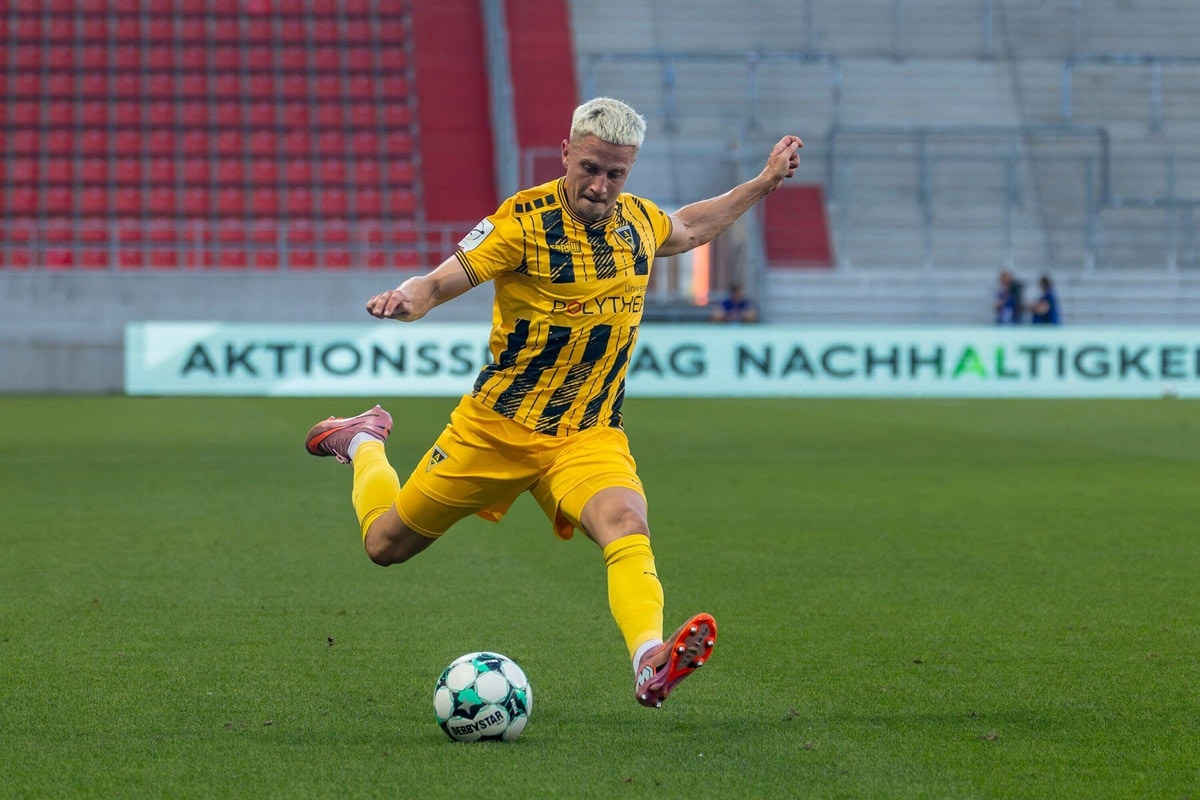 Lukas Scepanik / Aachen Rostock Prognose (© dpa picture alliance archive / Alamy Stock Photo) Aachen Rostock Tipp