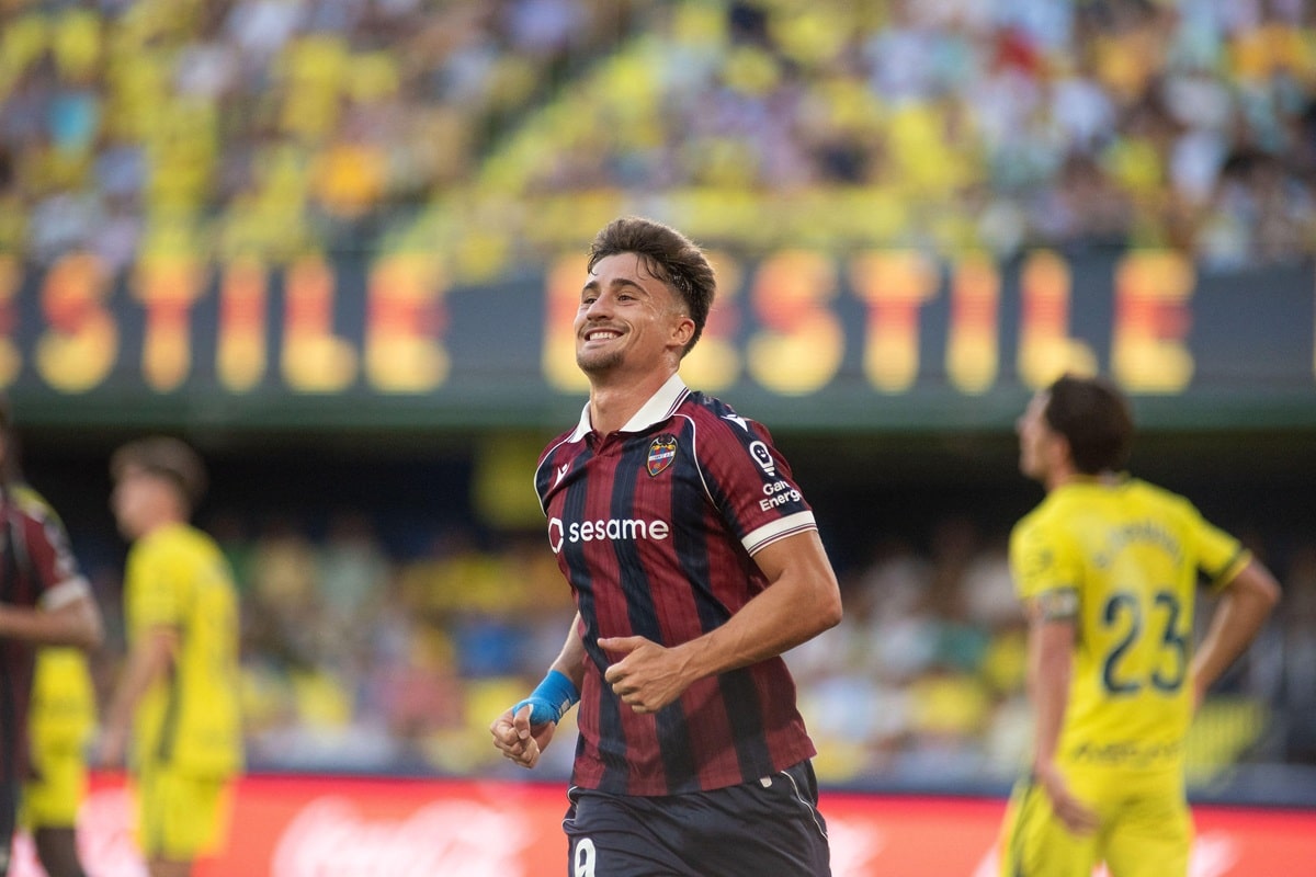 Ivan Romero / Levante Sevilla Prognose (© ZUMA Press, Inc. / Alamy Stock Photo) Levante Sevilla Tipp