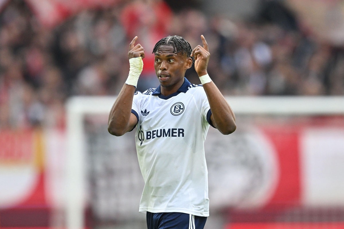 Junior Adamu / Dresden Schalke Prognose (© dpa picture alliance / Alamy Stock Photo) Dresden Schalke Tipp