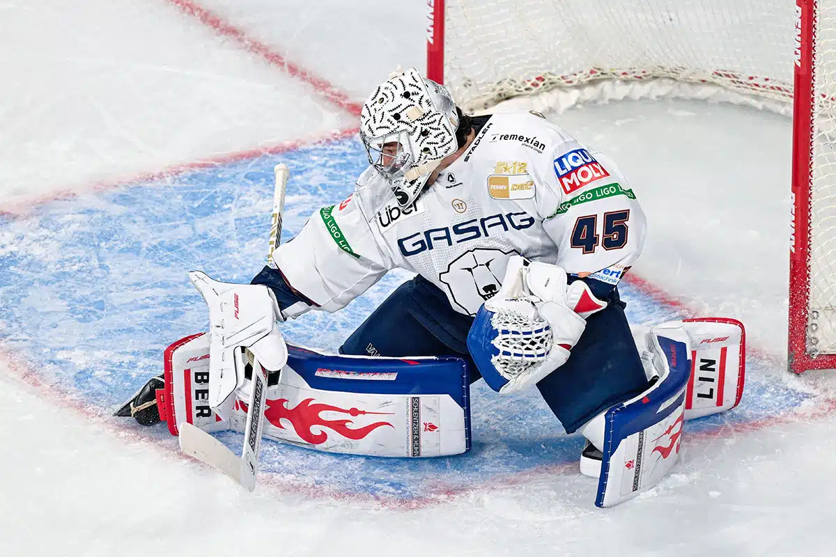 Jack Lafontaine / Salzburg Eisbären Berlin Prognose (© Uwe Anspach/dpa/Alamy Live News) Salzburg Eisbären Berlin Tipp